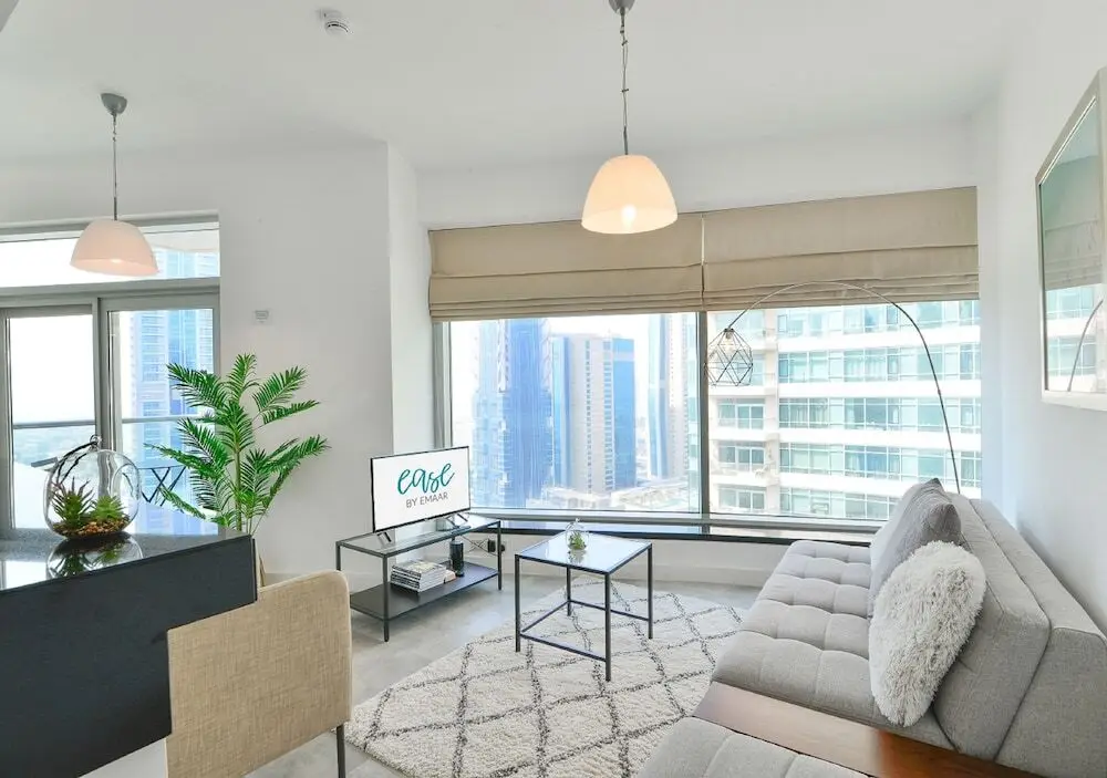 Дубай: Lofts Towers Ease by Emaar