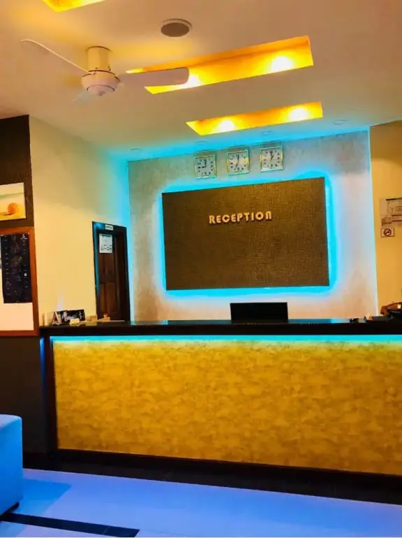 Маафуши (Атолл Каафу): Akasha Beach Maafushi