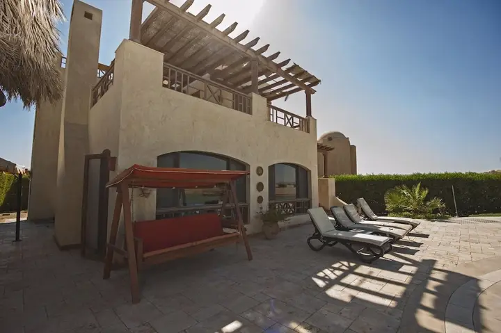 Эль-Гуна: Beachfront El Gouna Villa with Pool - Sabina Y144