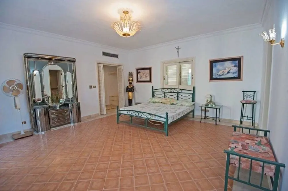 Эль-Гуна: Chic 4-Bedroom White Villa for Rent in El Gouna Egypt