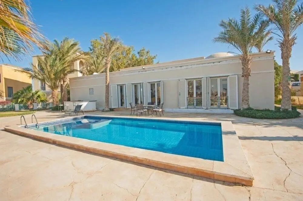 Эль-Гуна: Chic 4-Bedroom White Villa for Rent in El Gouna Egypt