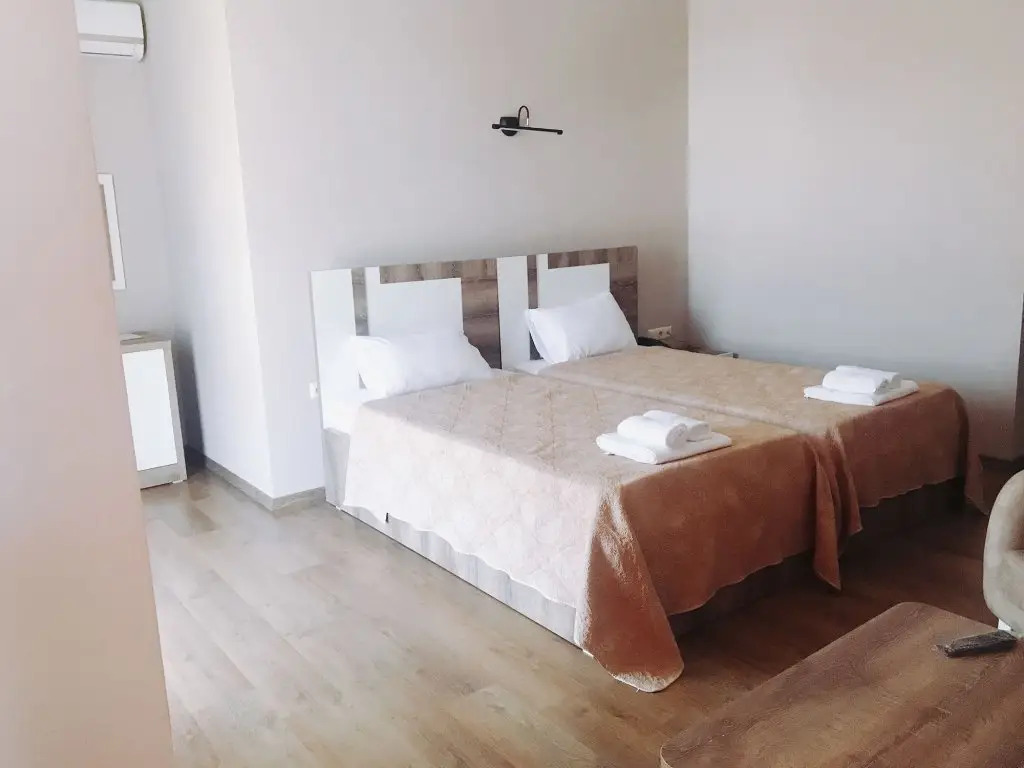 carousel image 1