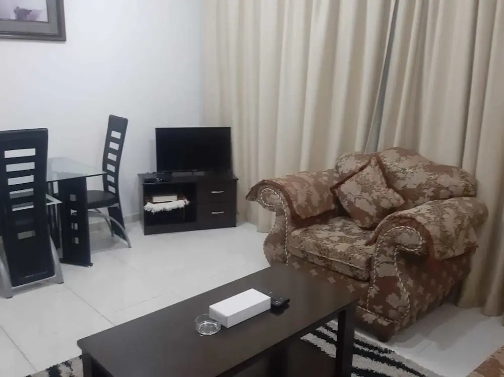 Шарджа: Al Bishr Hotel Apartments