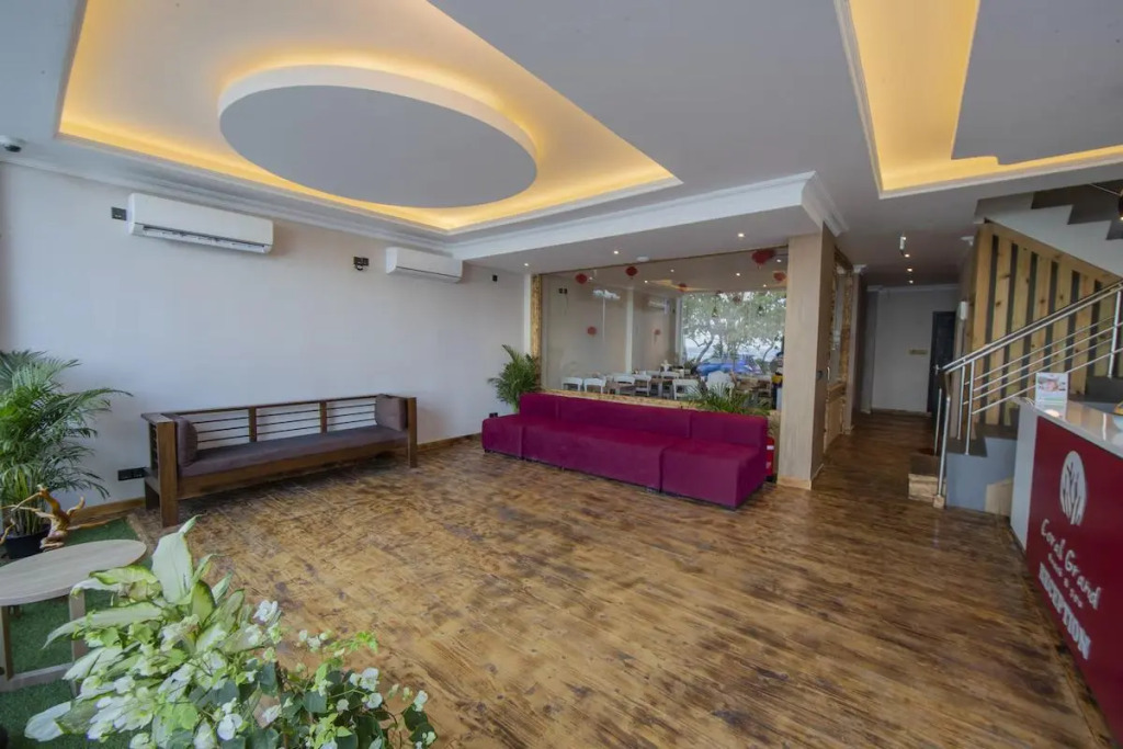 Хулхумале: Курорт Coral Grand Beach & Spa