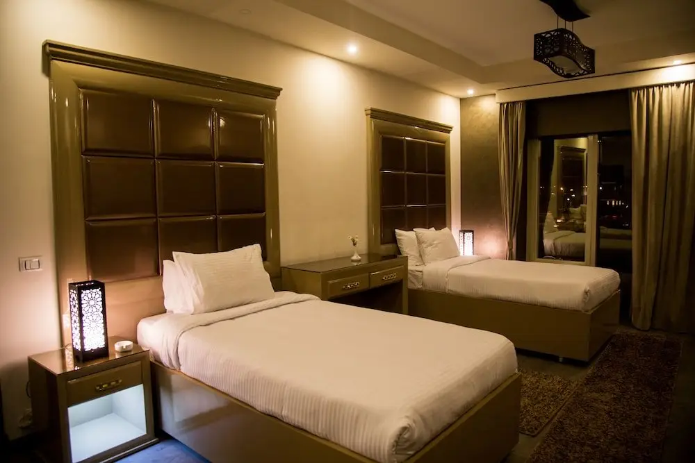 Город 6-го октября: Villa 14 Suites
