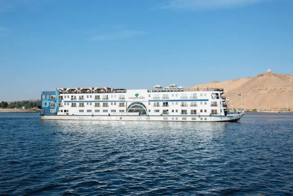 Луксор: MS Esmeralda Nile Cruise from Aswan or Luxor