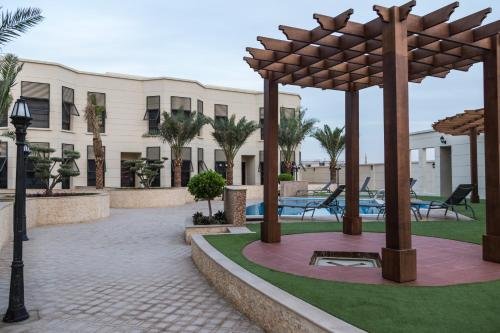Дубай: HiGuests Vacation Homes - Villas Arcadia