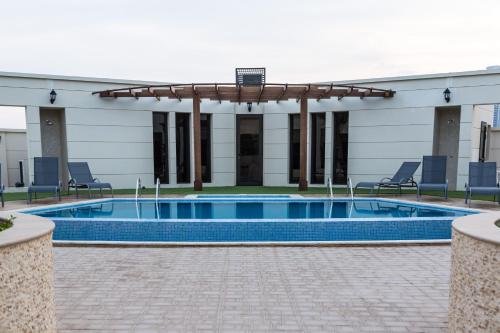 Дубай: HiGuests Vacation Homes - Villas Arcadia