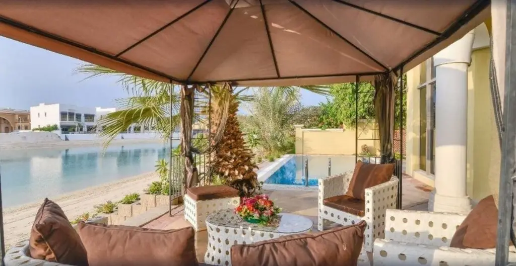 Дубай: Palm Jumeriah Frond O