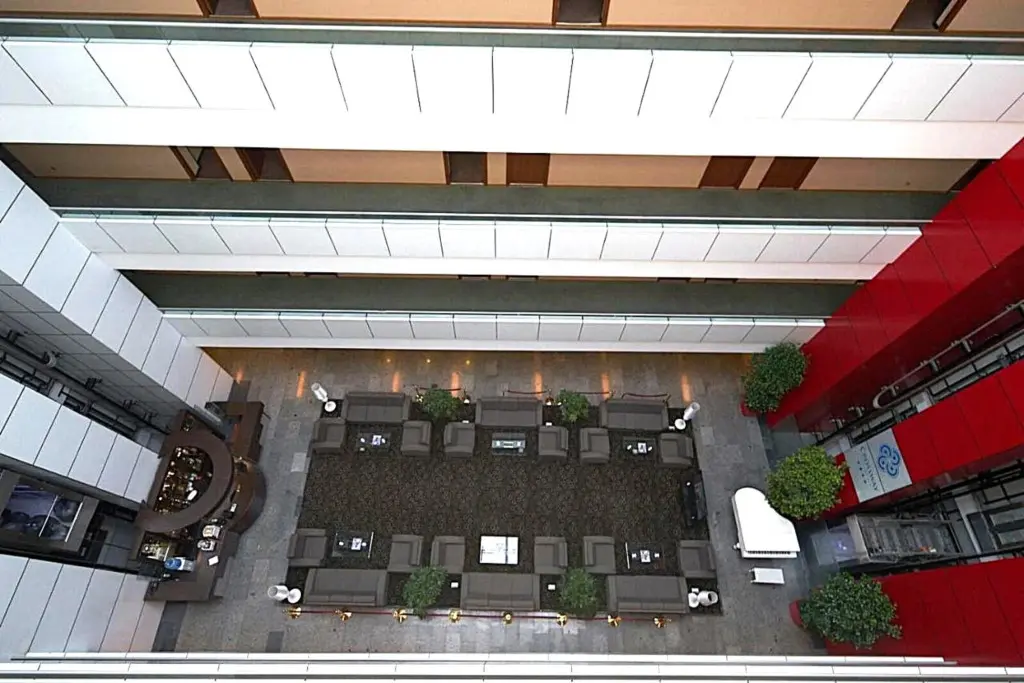 Баку: Crossway Hotel