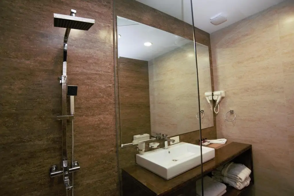 Тбилиси: Gallery Art Hotel