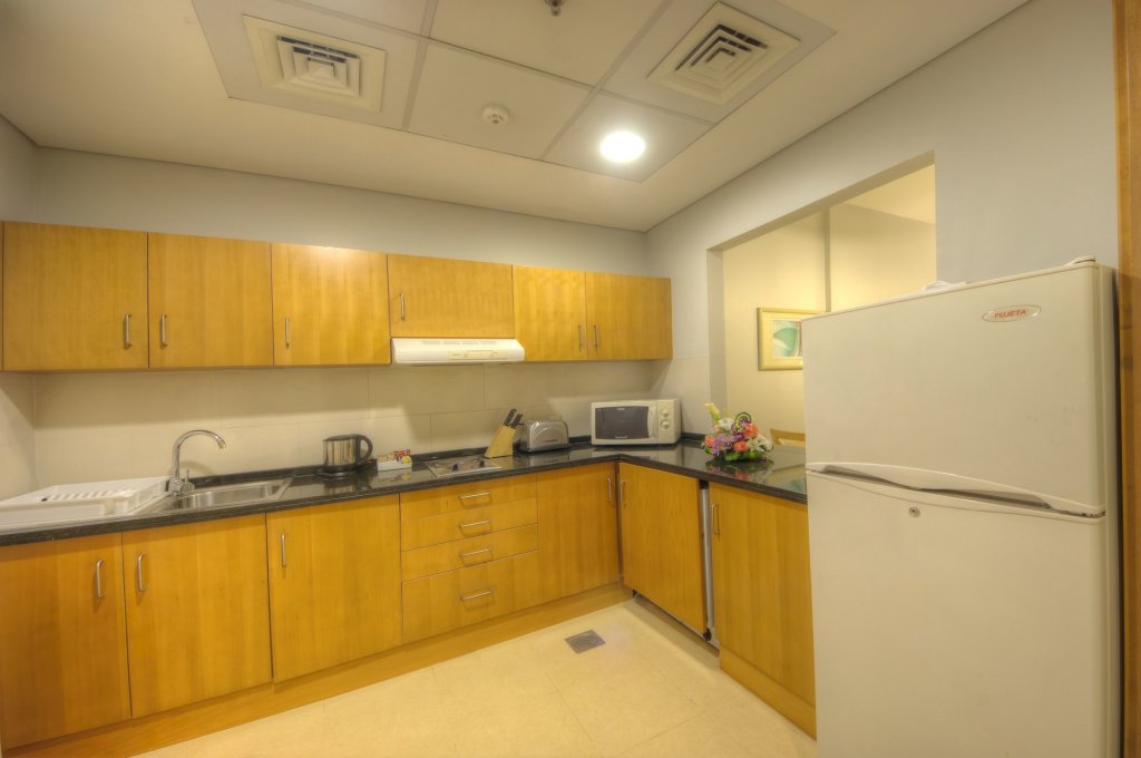 Дубай: Grand Square Stay Hotel Apartments