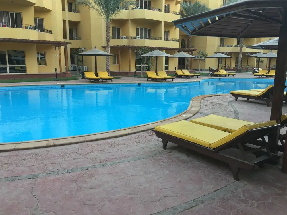Хургада: Pool View Apart At British Resort 1334