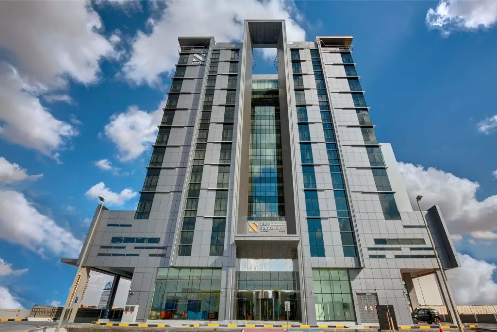 Дубай: The S Hotel Al Barsha