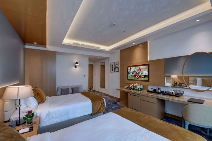 Дубай: The S Hotel Al Barsha