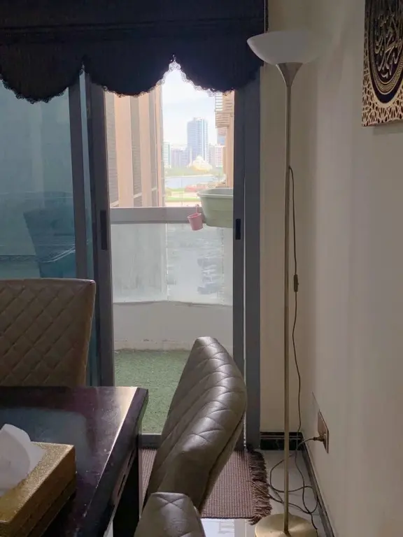 Шарджа: Luxury Furnished 3BR near LAKE Khalid