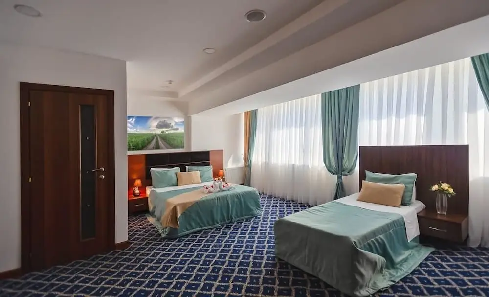 Баку: Demir Yol Plaza Hotel