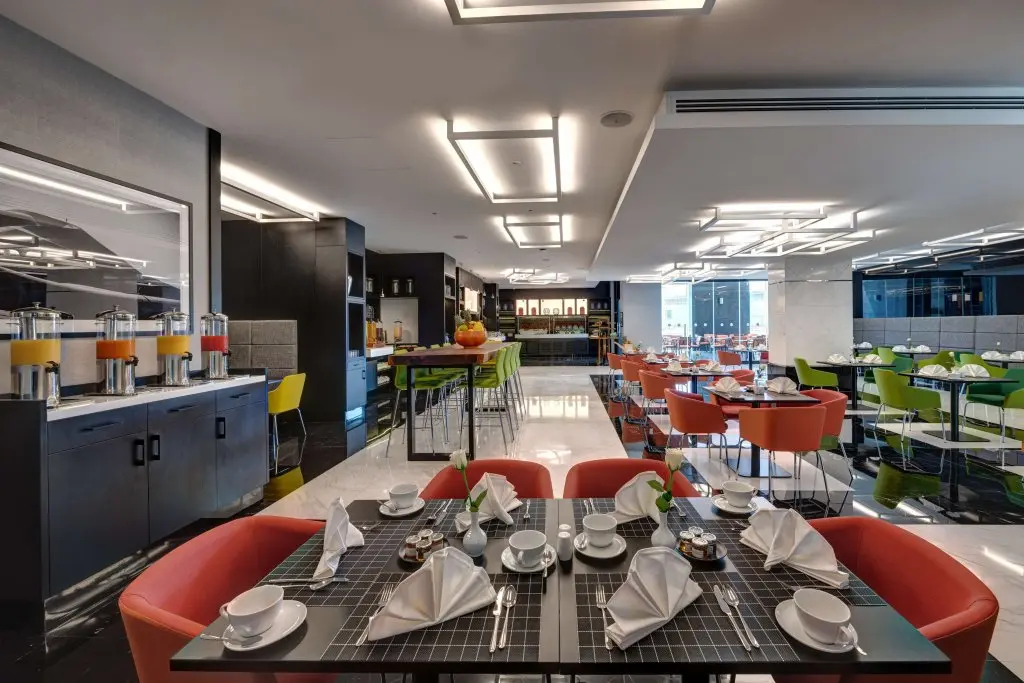 Шарджа: Novotel Sharjah Expo Center