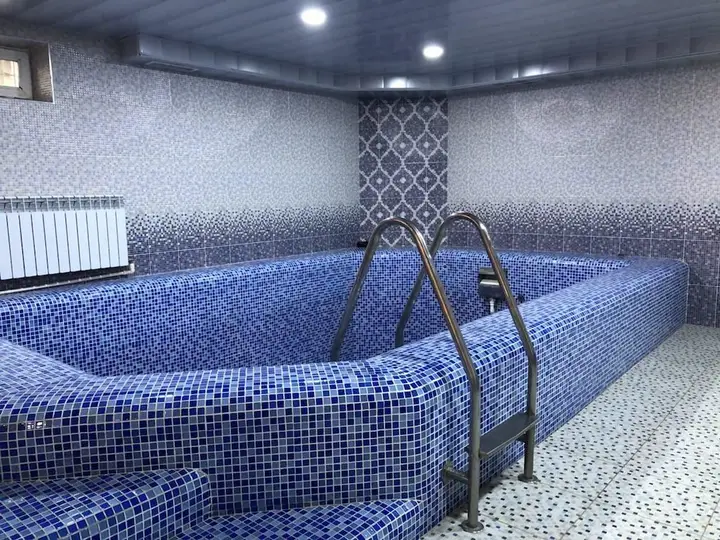 Ташкент: Gonzo Crib