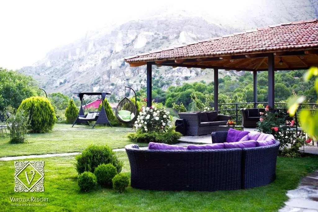 Вардзиа: Курорт Vardzia