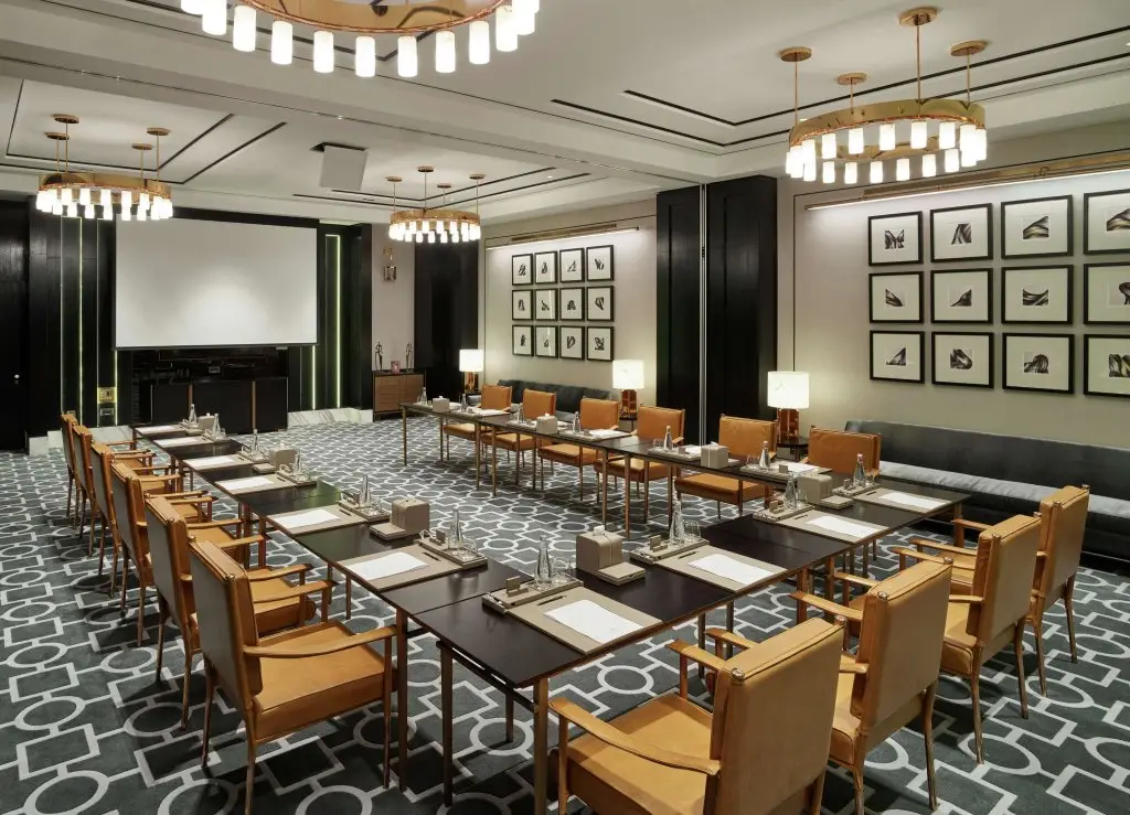 Дубай: Waldorf Astoria Dubai International Financial Centre