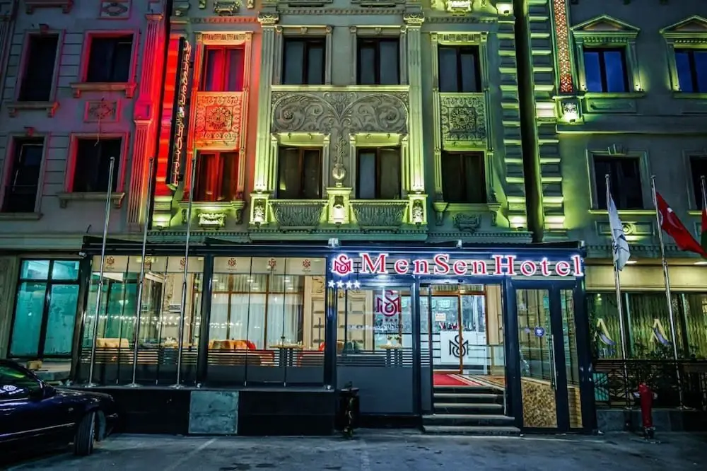 Баку: MenSen Hotel