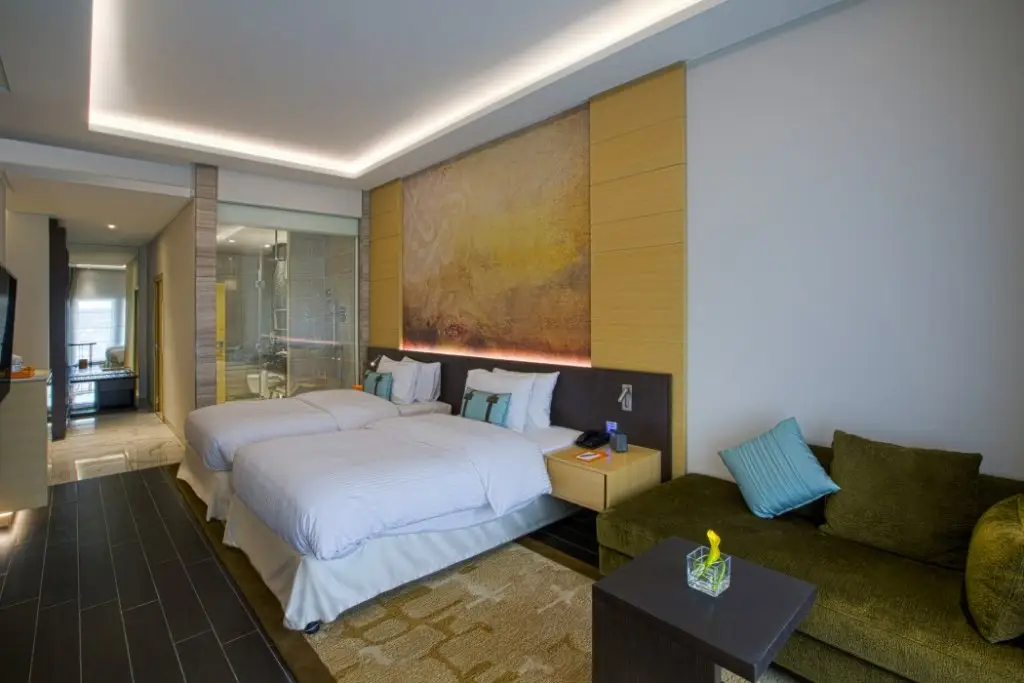 Дубай: Grayton Hotel Dubai