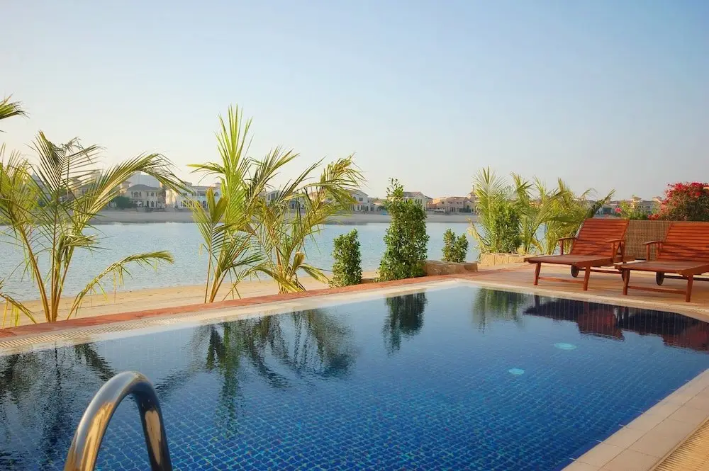 Дубай: Kennedy Towers - Frond L Garden Home