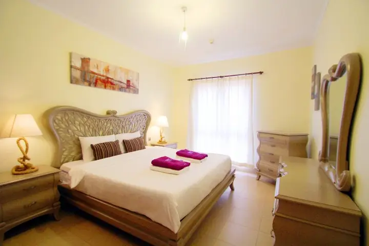 Дубай: Kennedy Towers - Miska 4