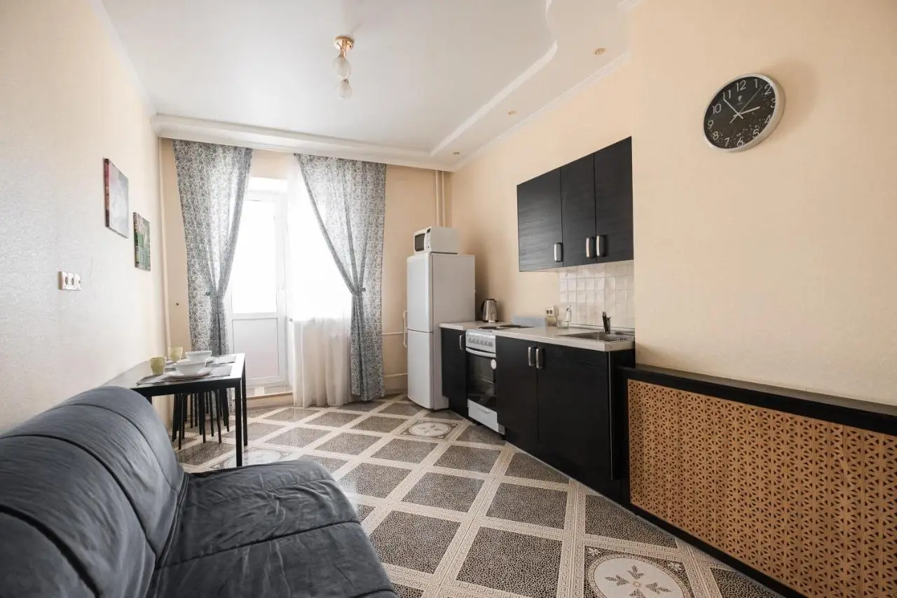 Казань: Apartment Adoratskogo 1A