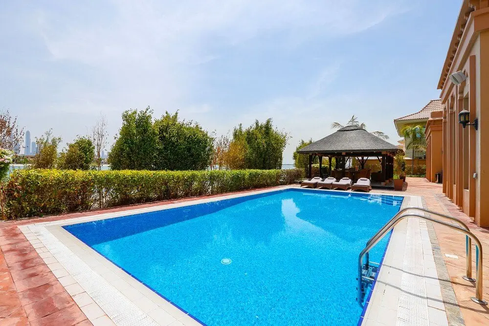 Дубай: Kennedy Towers - Signature Villa L