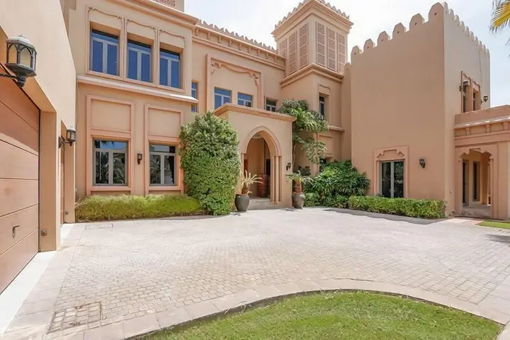 Дубай: Kennedy Towers - Signature Villa L
