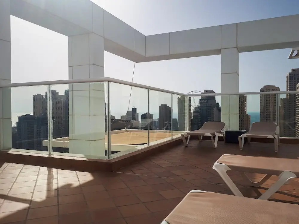 Дубай: HiGuests Vacation Homes - La Riviera