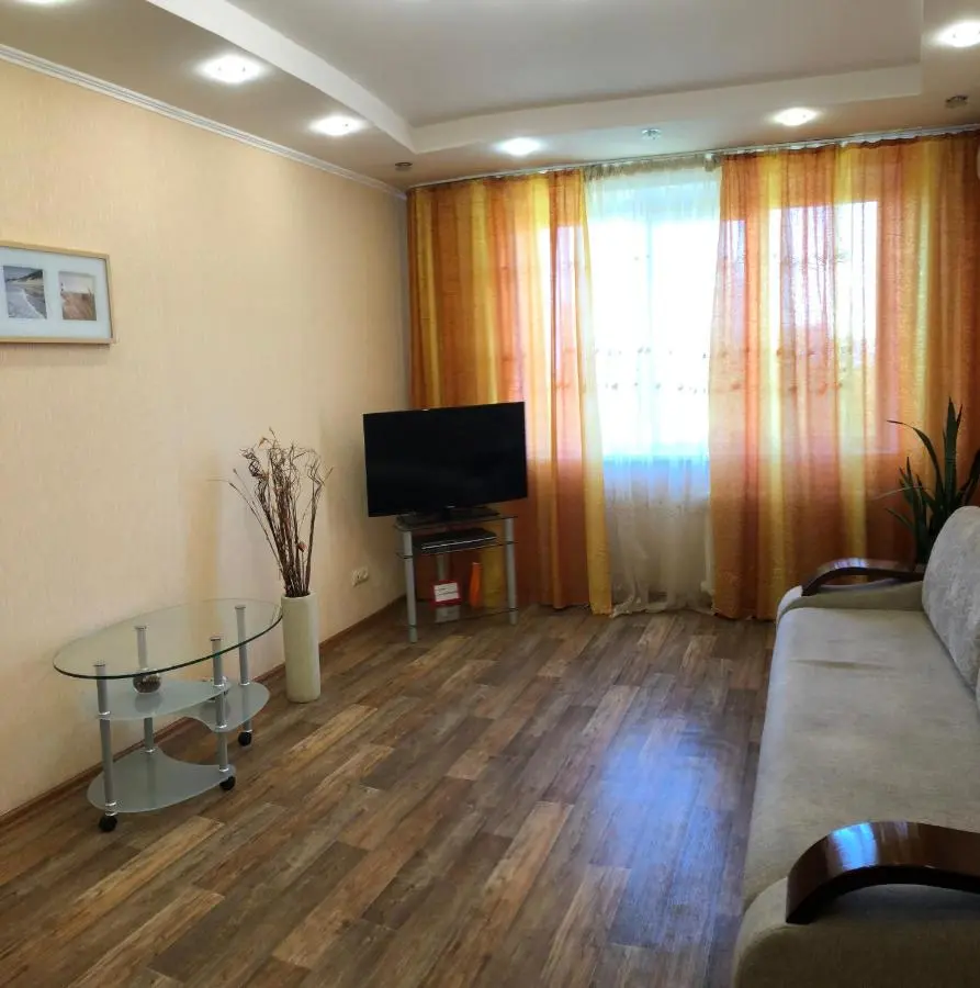 Набережные Челны: Apartment Moskovskiy 110
