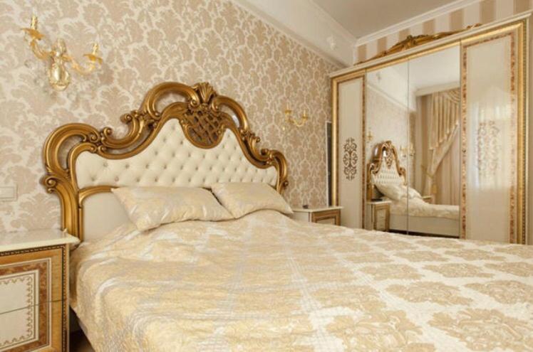 Казань: Apartment by Kremlin