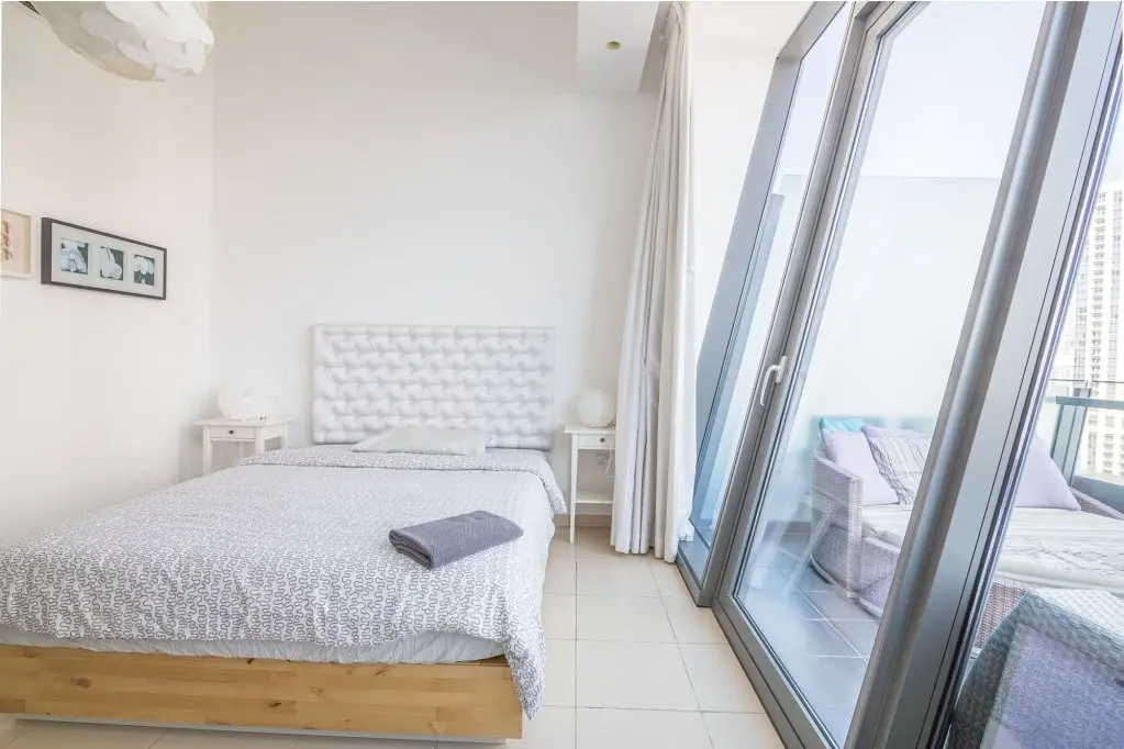 Дубай: Residence Dubai - Silverene