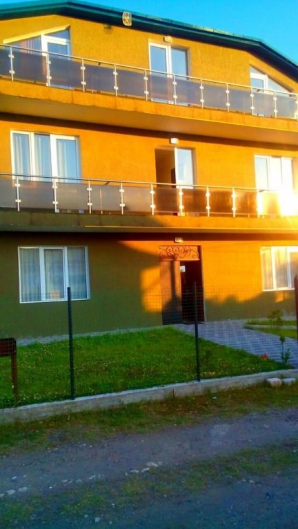 Уреки: Отель Green House
