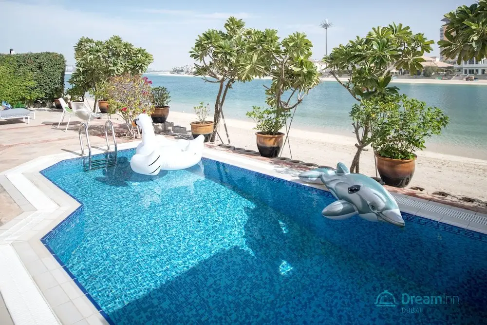 Дубай: Dream Inn Dubai - Royal Palm Beach Villa