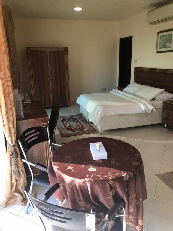 Рас-эль-Хайма: Julphar Hotel