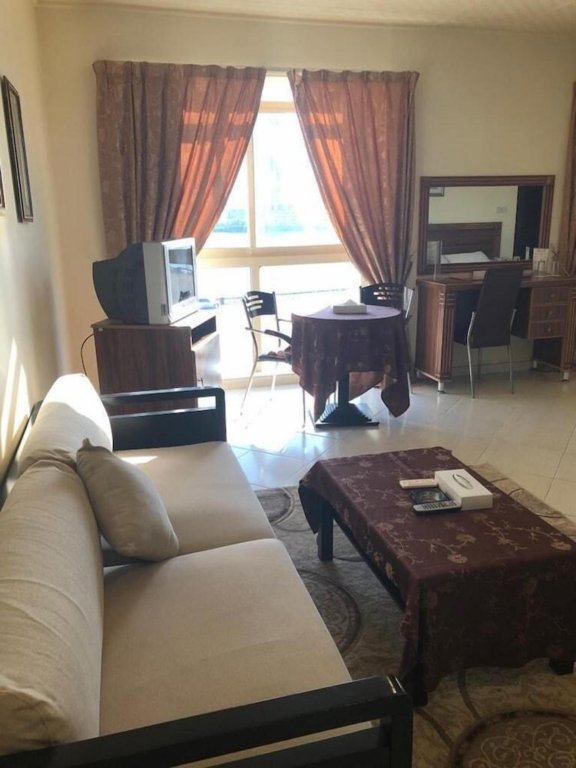 Рас-эль-Хайма: Julphar Hotel