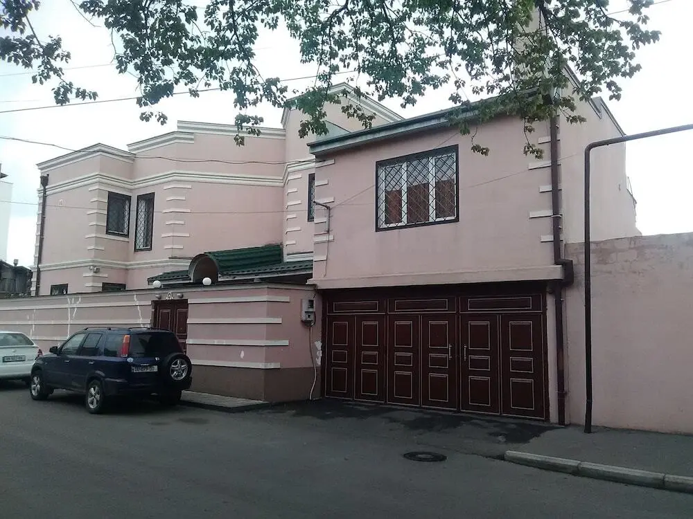 Тбилиси: Caucasuoni