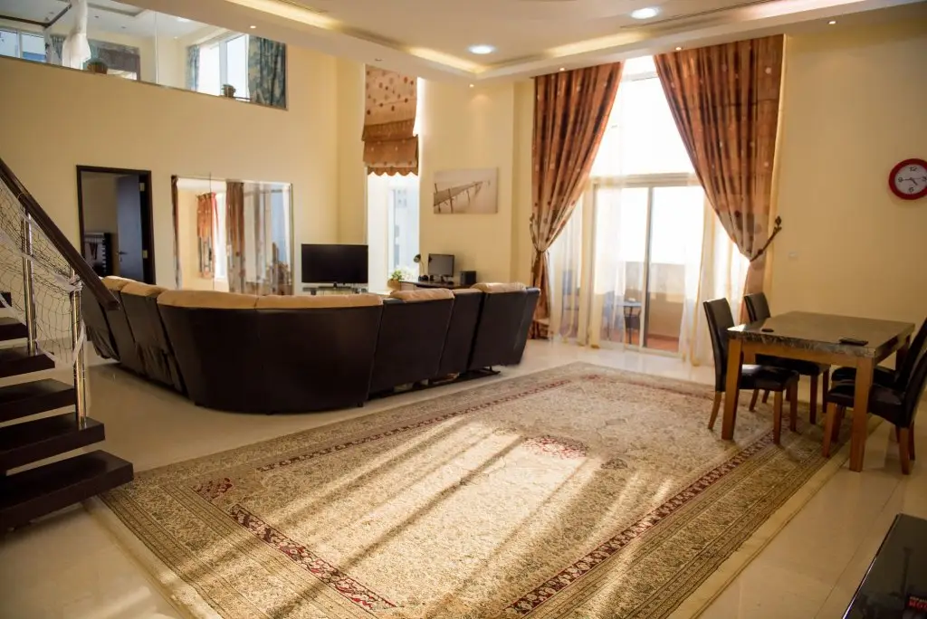 Дубай: Jbr 3 Bedroom Duplex Apartment