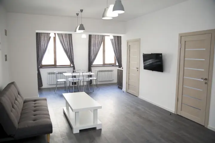 Тбилиси: City Center Apartments by Picnic