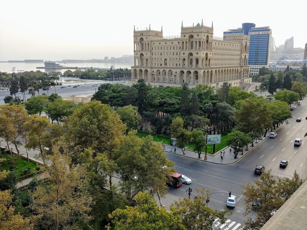 Apartment with Formula 1 view — фото 1