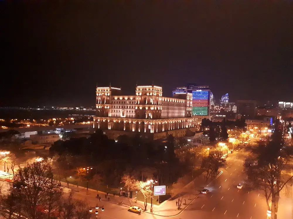 Баку: Apartment perfect view F1 and Sea