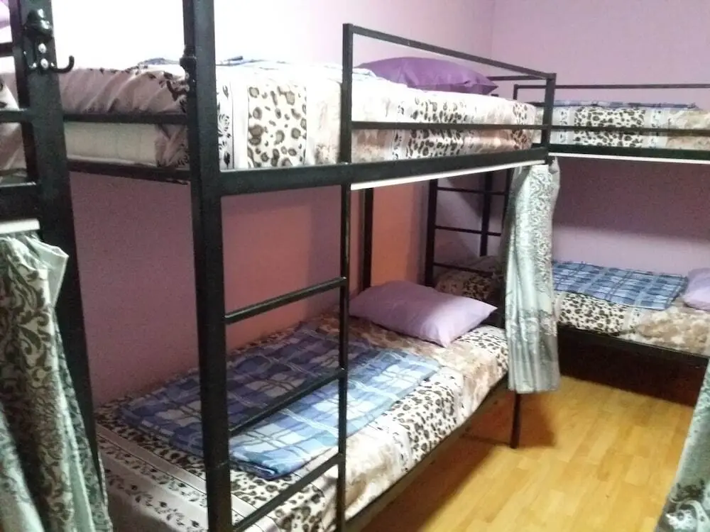 Батуми: Hostel Gotham City