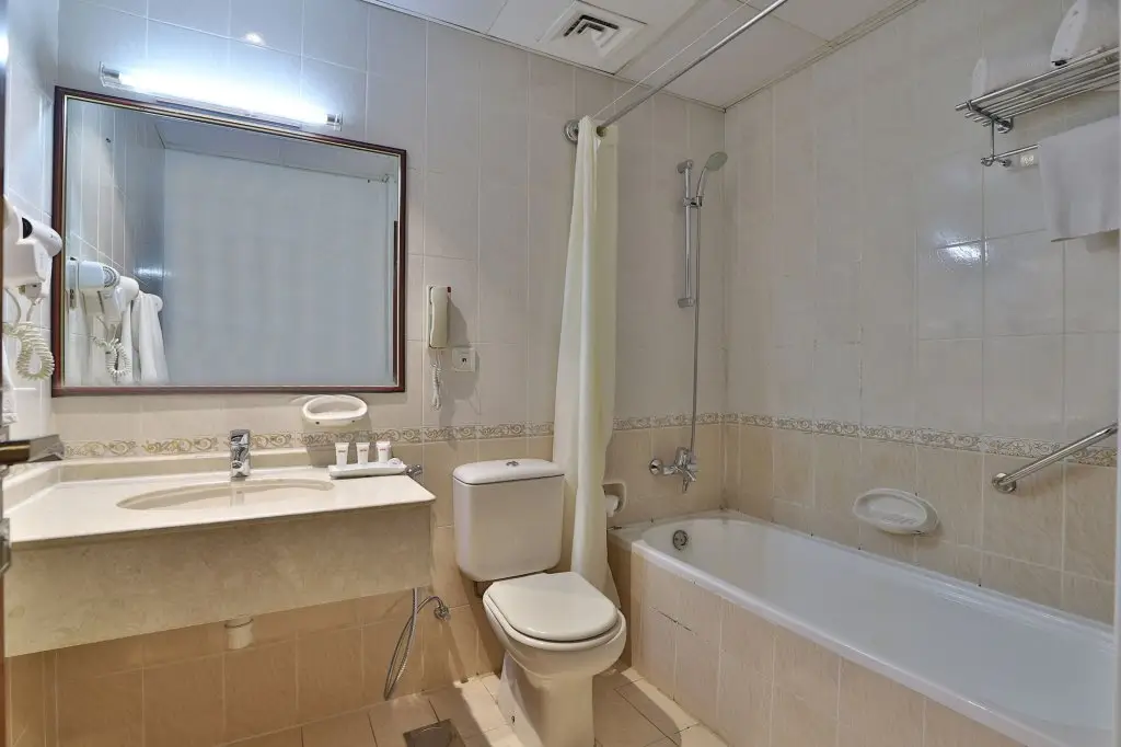 Дубай: OYO 101 Click Hotel