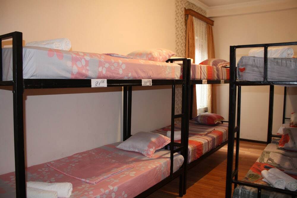 Батуми: Holiday House
