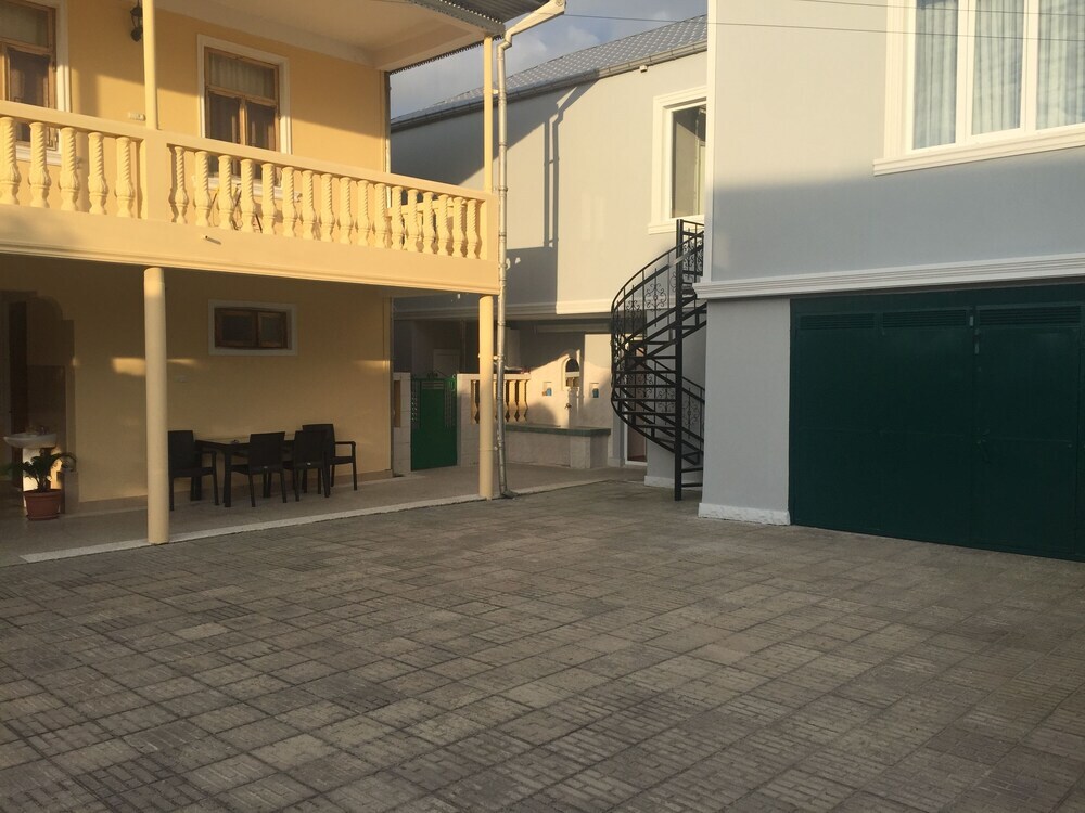 Батуми: Mini Hotel Tako