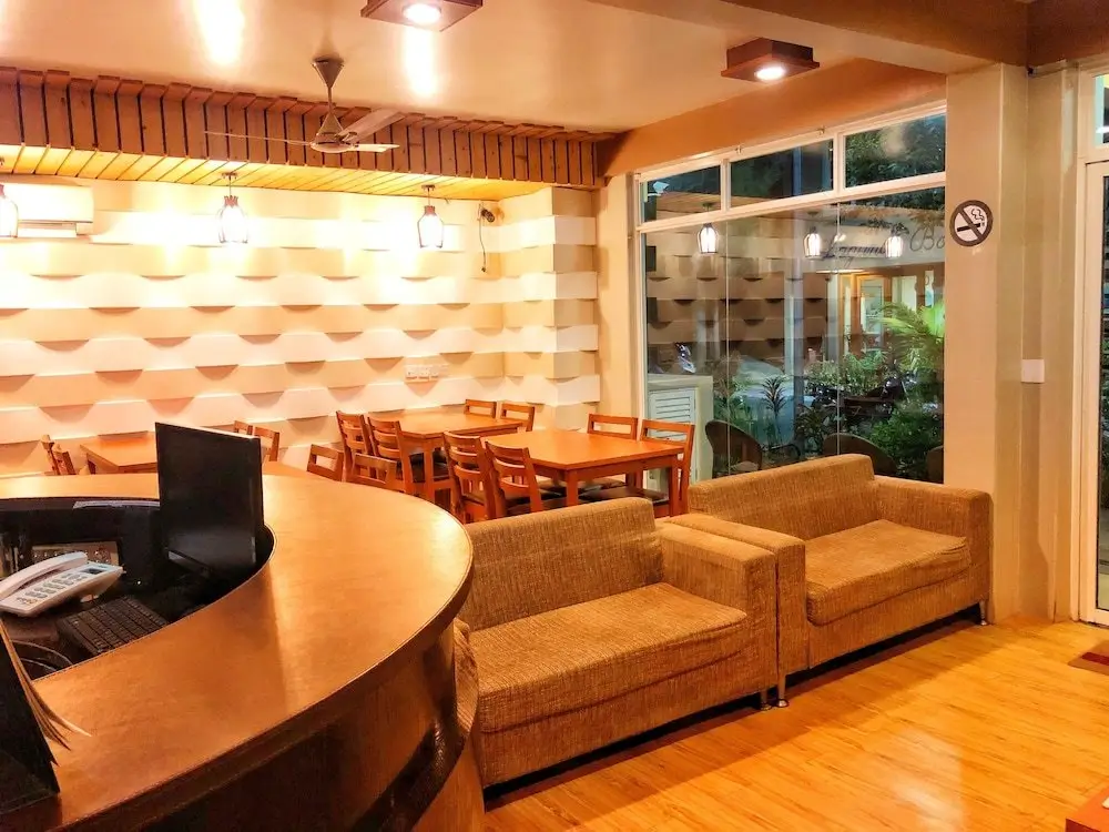 Северный атолл Мале: Brize Inn